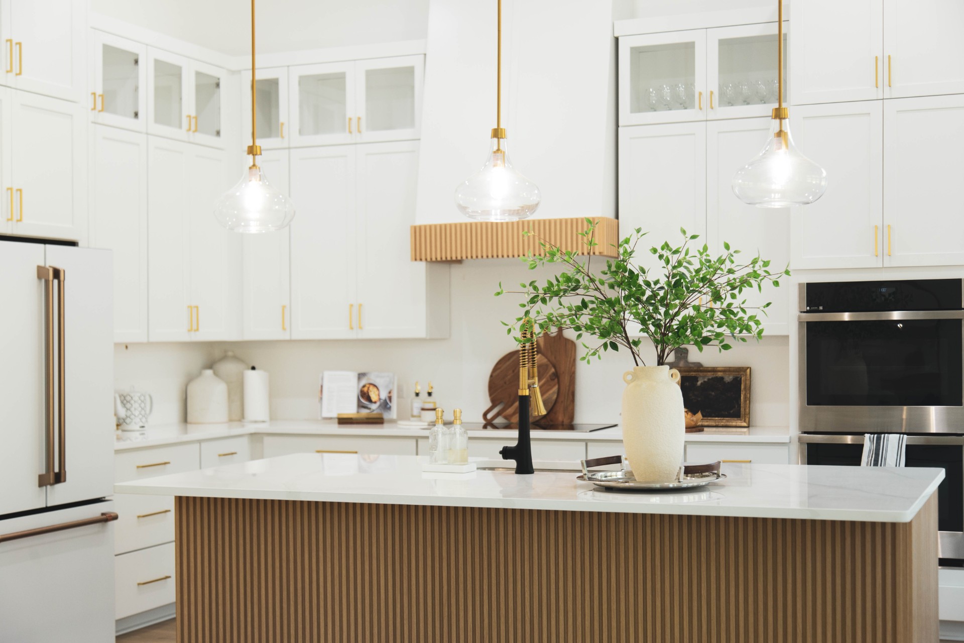 Contemporary Kitchen Remodel in Jacksonville, FL by All-Pro Cabinets — Project 2 project photo